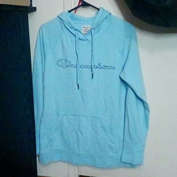 Female Medium Original Champion sweater baby blue - Picture 1 of 3